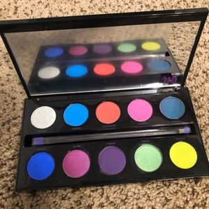 Urban Decay Electric eyeshadow palette